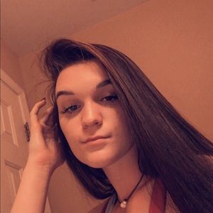 Meet your Posher, Ariel